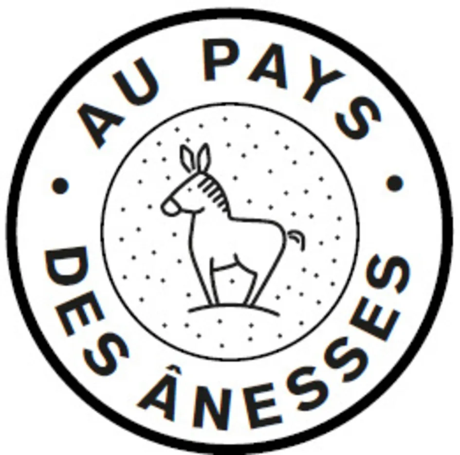 AU PAYS DES ÂNESSES