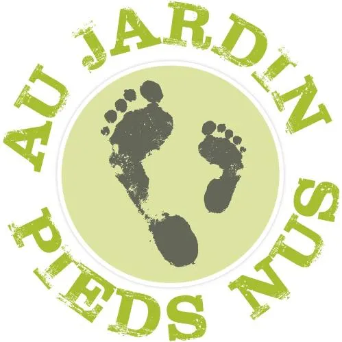 AU JARDIN PIEDS NUS