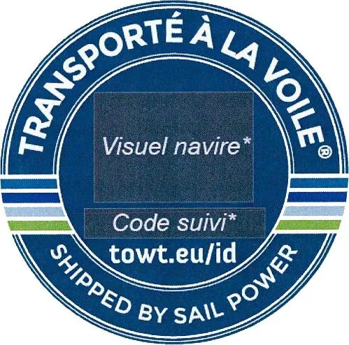TRANSPORTÉ À LA VOILE® Visuel navire* Code suivi* towt.eu/id SHIPPED BY SAIL POWER