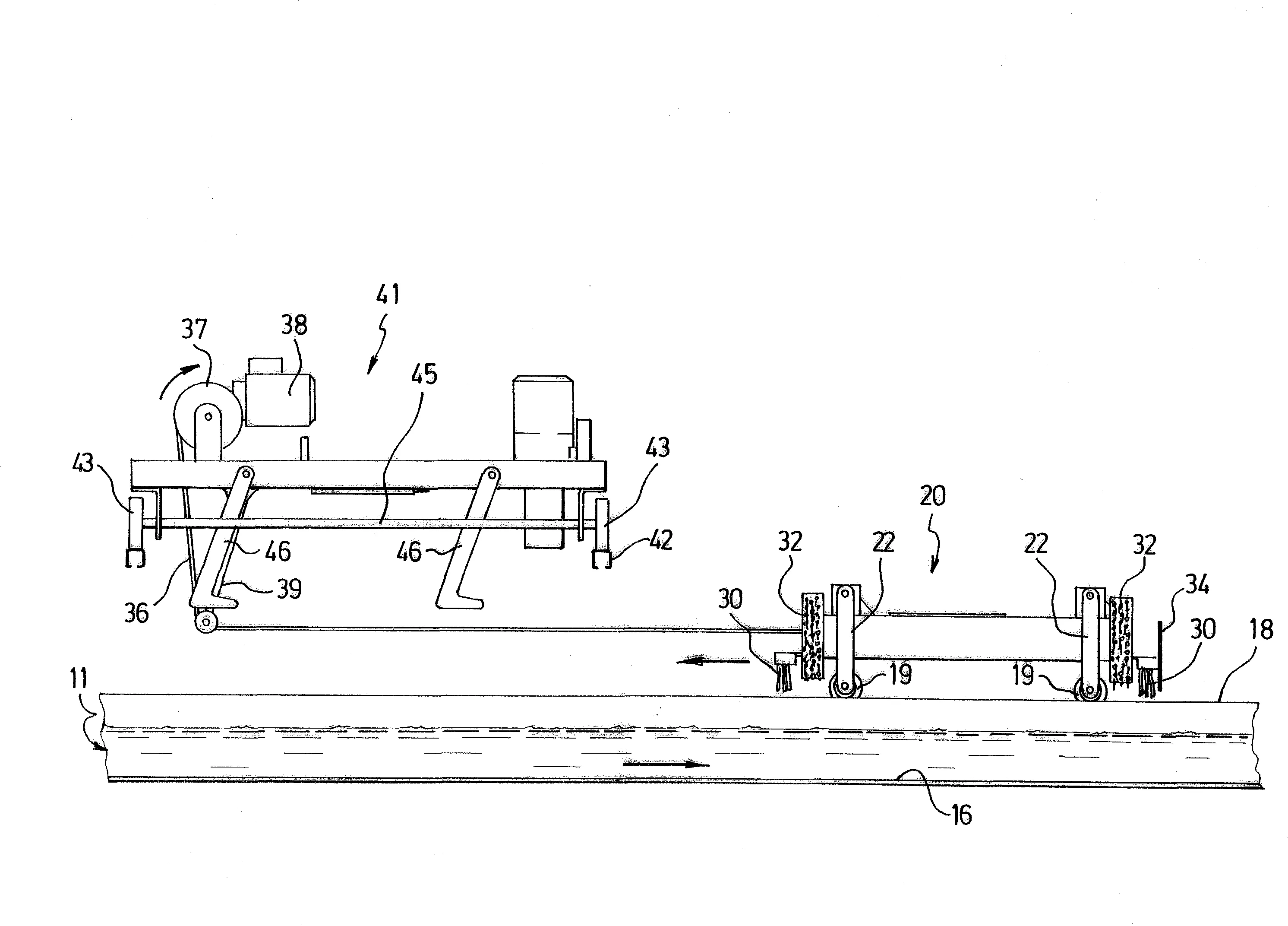 Dispositif de traitement de produits tels que des fruits ou legumes a chariot de nettoyage et procede de nettoyage