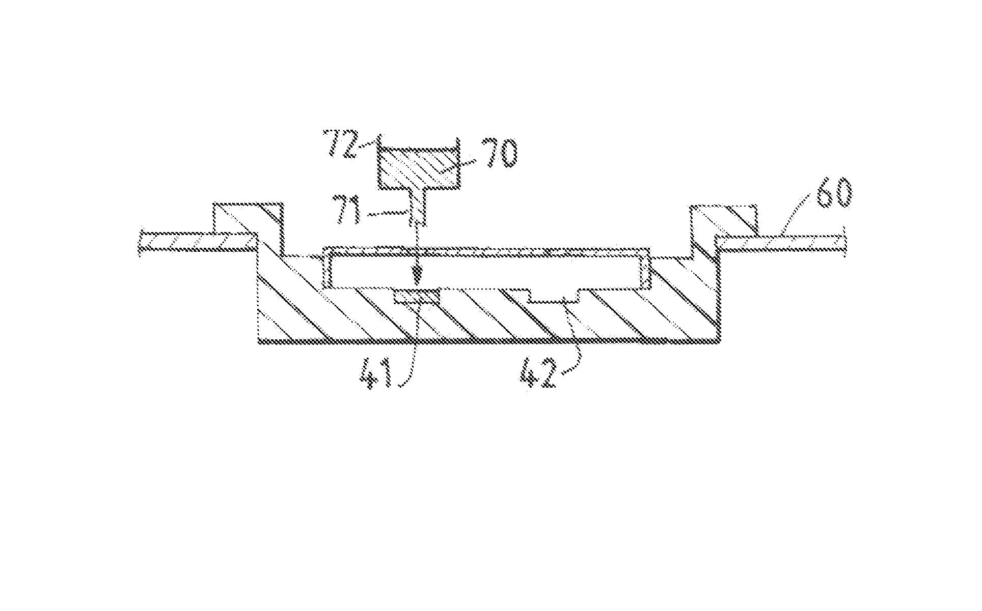 Coulage a chaud d'un produit de maquillage plat