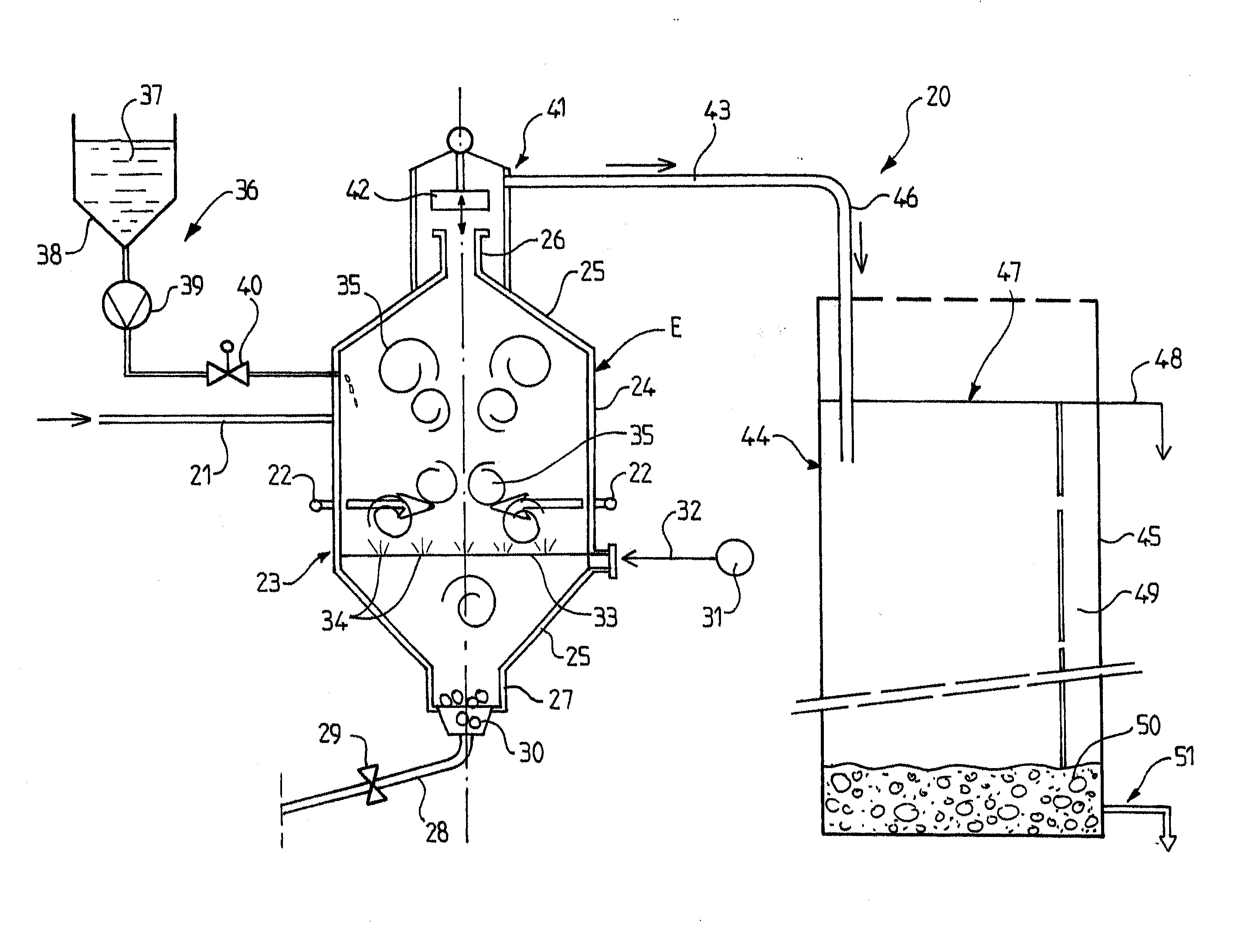 Procede de separation entre liquide et matiere en suspension d'une boue et dispositif mettant en oeuvre un tel procede.