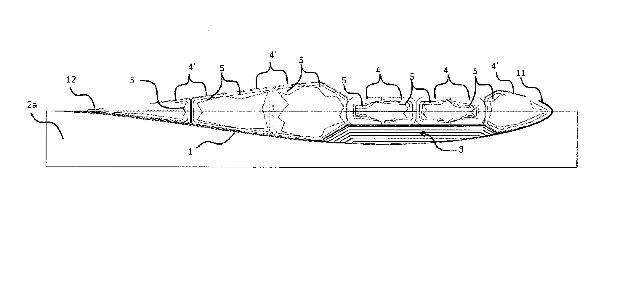 Procede de fabrication d'une piece creuse en materiaux composites et piece creuse mettant en oeuvre ledit procede