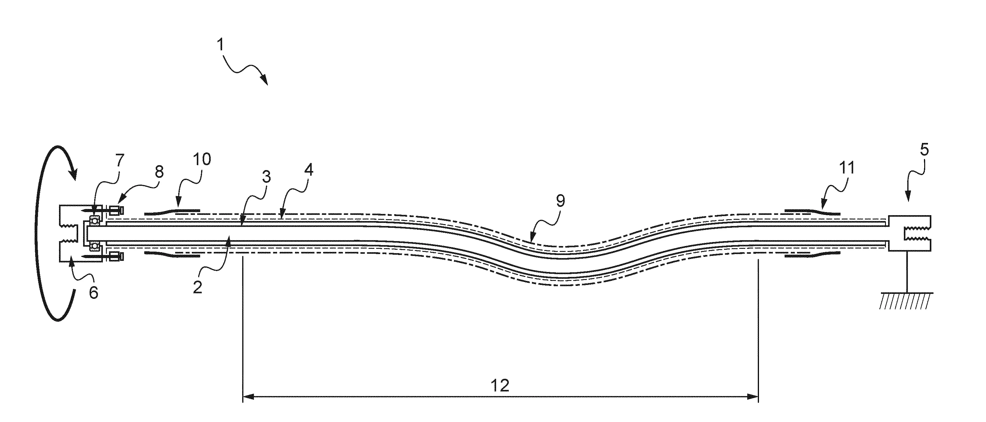 Bombage de feuilles de verre au defile sur un lit de rouleaux