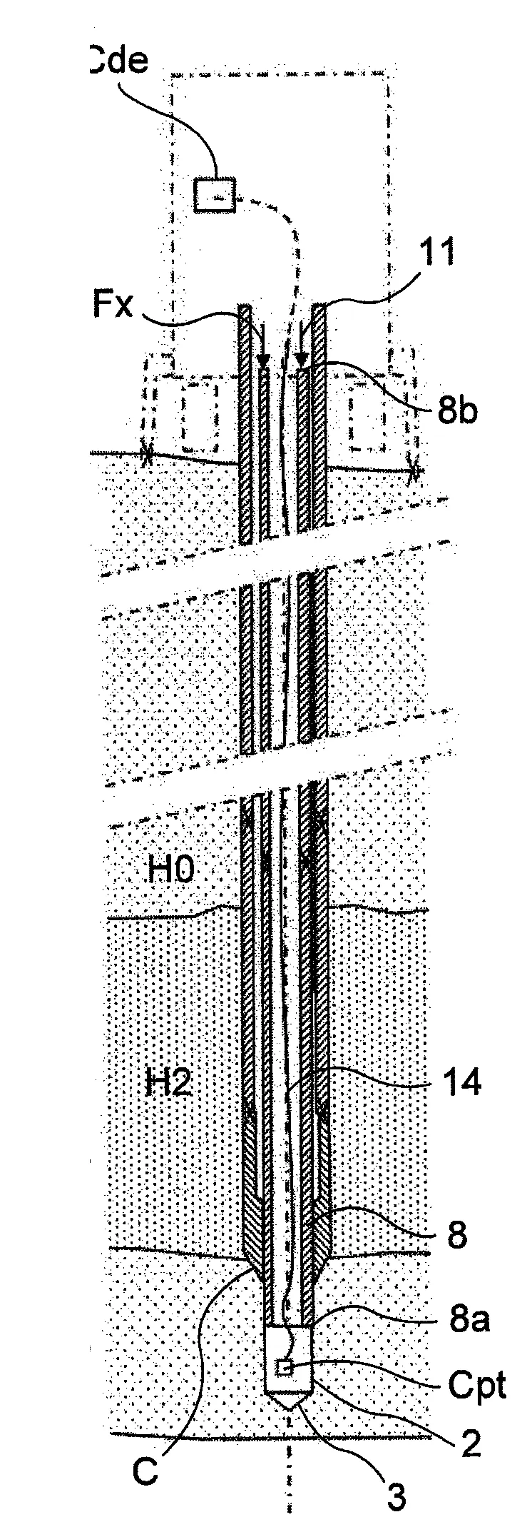 Methode de realisation d'essai geotechnique utilisant un tubage et un penetrometre dote d'un cone de penetration.