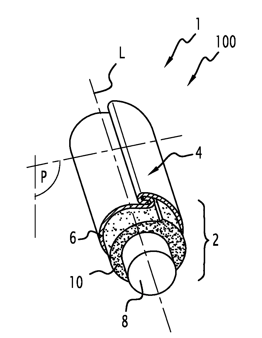 Fil fourre pour traitement metallurgique d'un bain de metal en fusion et procede correspondant