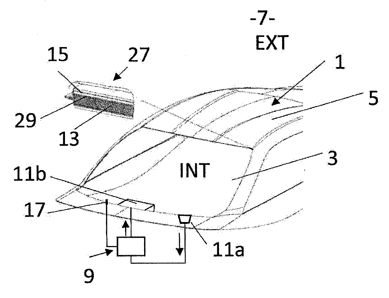 Vehicule a habitacle isole par une barriere thermique