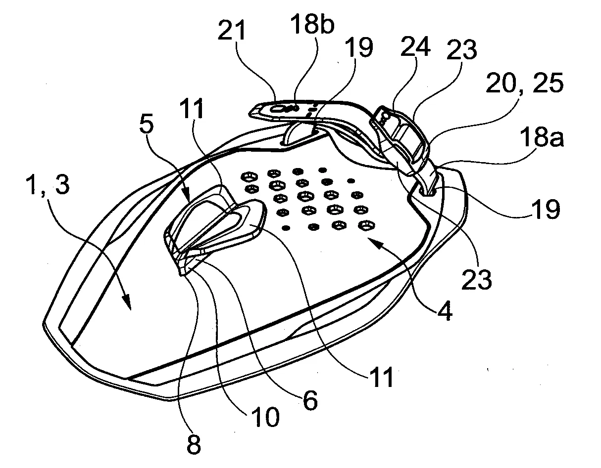 Plaquette de natation sur laquelle est destinee a etre fixee la partie distale d'un bras d'un utilisateur