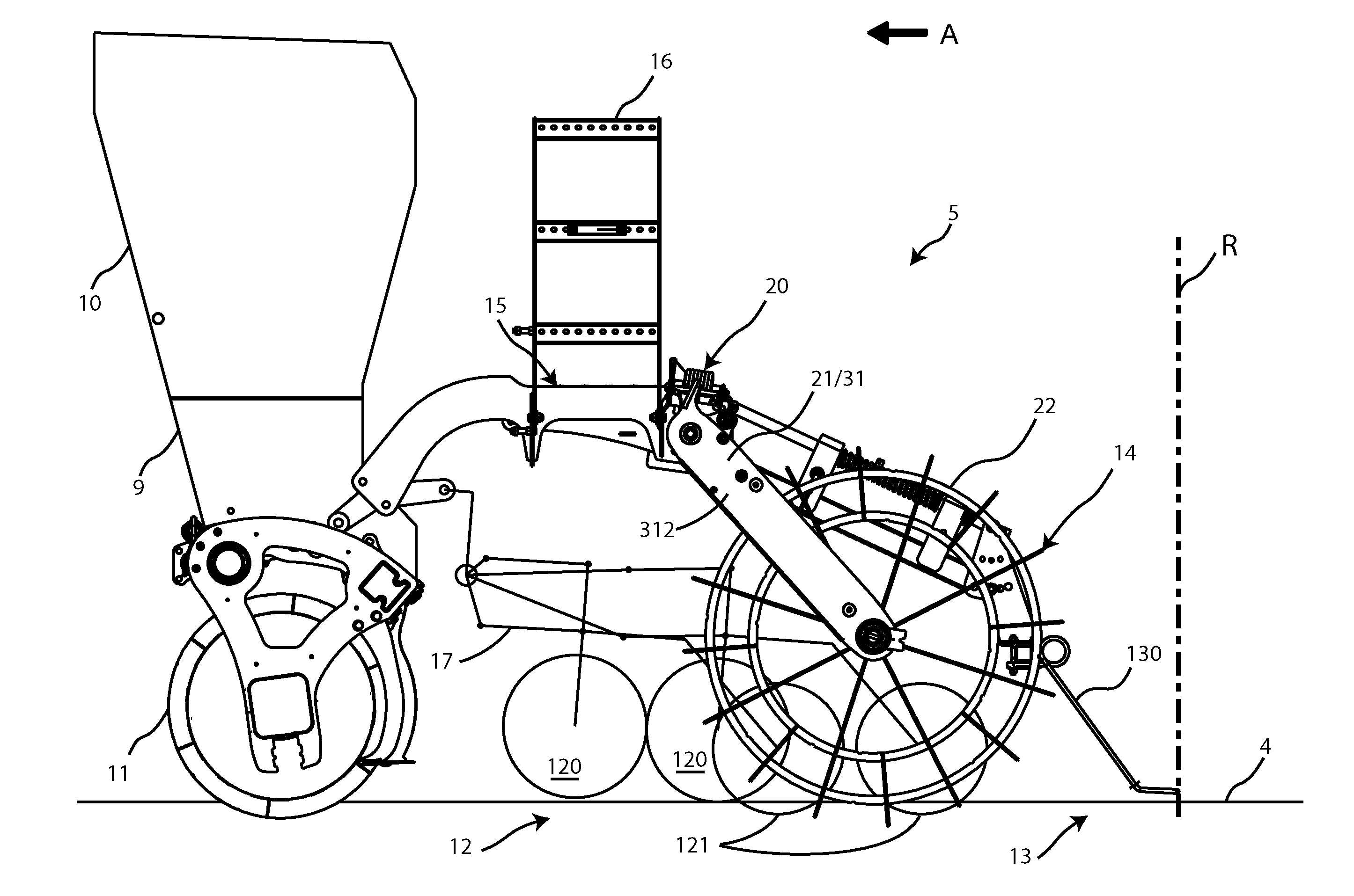 Systeme d'entrainement d'une machine agricole comportant une roue d'entrainement en contact avec le sol escamotable en position transport, et machine agricole avec un tel systeme d'entrainement